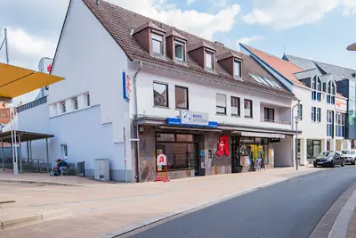 Burg Apotheke