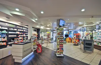 Kreuz-apotheke