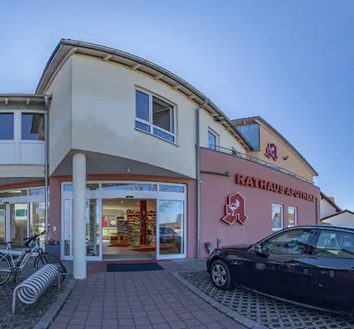 Rathaus Apotheke Bernhardswald