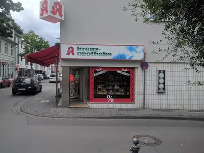 Kreuz-apotheke