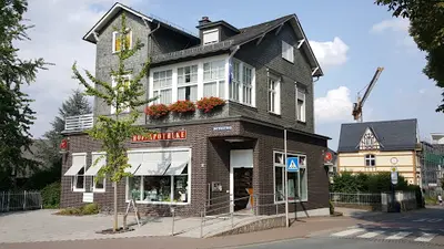 Hof- Und Schloss-apotheke