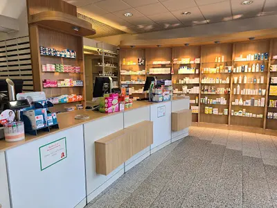 Apotheke Am Nikolaus-knopp-platz