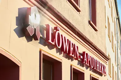 Löwen-apotheke