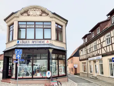 Linda - Löwen Apotheke