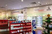 Pinguin-apotheke Im Carré