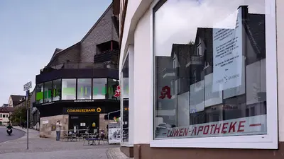 Löwen-apotheke