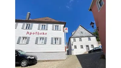 Stadt-apotheke
