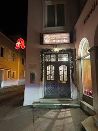 Hof- Und Residenz-apotheke