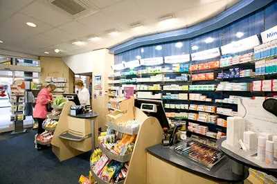 Rhein-apotheke, Inhaberin Lucie Klügge