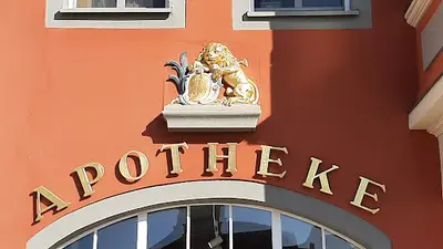 Löwen Apotheke