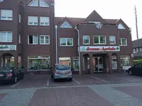 Brunnen-apotheke, Alexandra Hebbelmann
