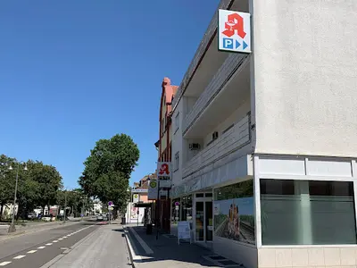 Kreuz-apotheke