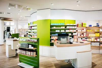 Pinguin-apotheke, Inhaber Christoph Walser