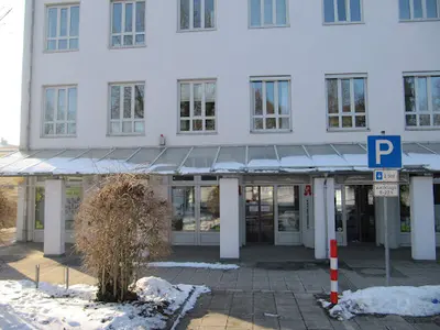Delphin-apotheke