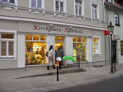 Kirchplatz-apotheke