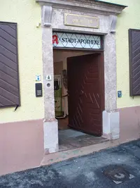 Stadt-apotheke