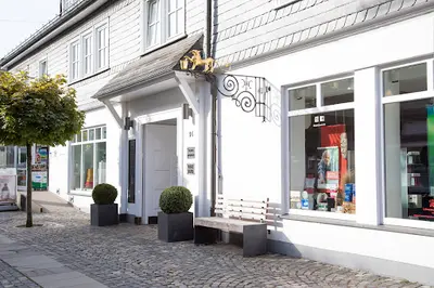 Löwen-apotheke