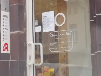 Löwen-apotheke