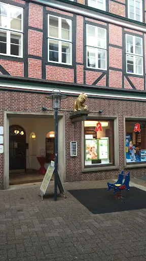 Löwen Apotheke