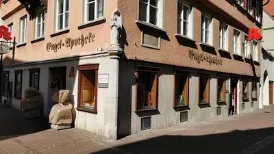 Engel + Apotheke