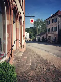 Hummel Apotheke